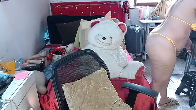 lucy belle bm online show from 03-21-25, 06:29