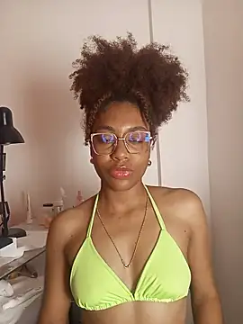 thaimy  online show from 03-13-26, 02:40