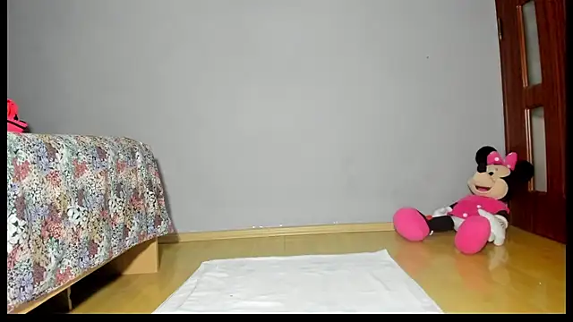 Snapshot of AnneQueen chatting on 02-07-25, 10:29 AnneQueen online show from 02-07-25, 10:29