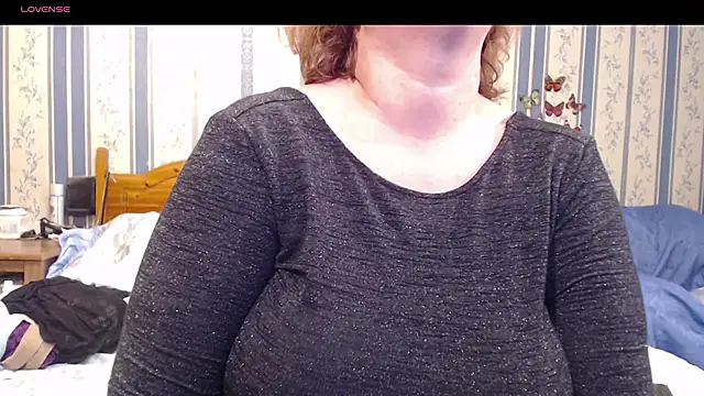 Snapshot of AMARILLIS chatting on 06-18-26, 06:56 AMARILLIS online show from 06-18-26, 06:56