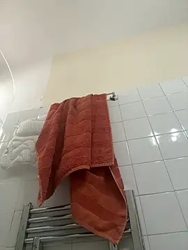 Snapshot of AlisaWhite chatting on 07-16-26, 10:32 AlisaWhite online show from 07-16-26, 10:32