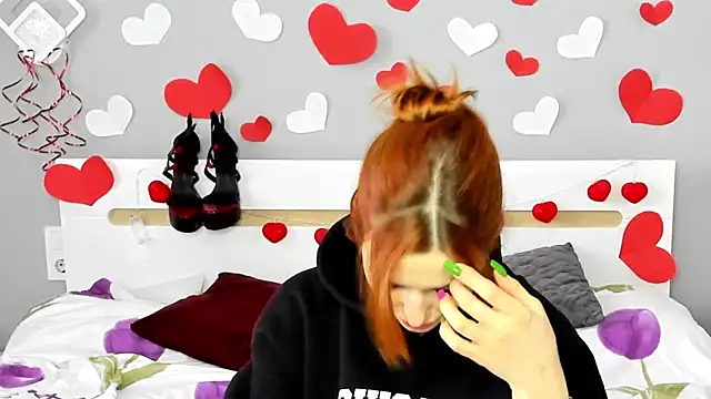 Snapshot of Red_Fairy_ chatting on 02-09-25, 12:52 Red Fairy online show from 02-09-25, 12:52