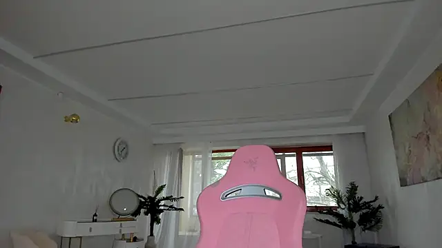 TiffanyHouston  online show from 02-03-25, 06:45