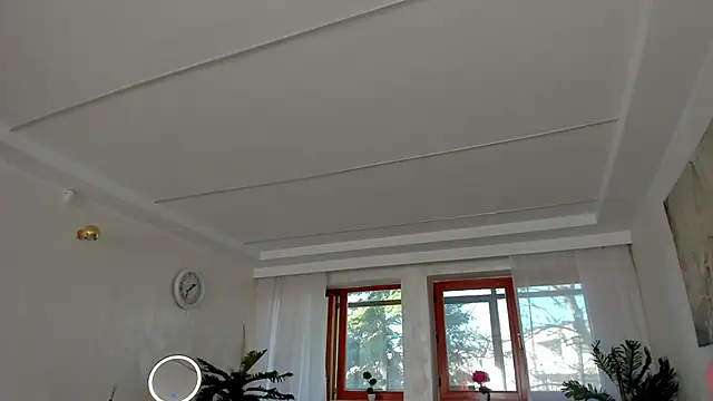 TiffanyHouston  online show from 03-07-25, 06:57