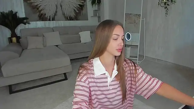 Snapshot of TiffanyHouston_ chatting on 06-18-26, 06:24 TiffanyHouston online show from 06-18-26, 06:24