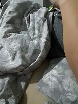 elenaUK online show from 11-14-25, 07:45