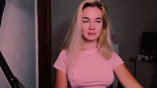 xxxcharismaaa online show from 09-16-25, 03:40