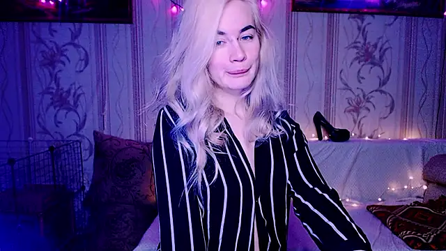 xxxcharismaaa online show from 02-09-26, 02:48