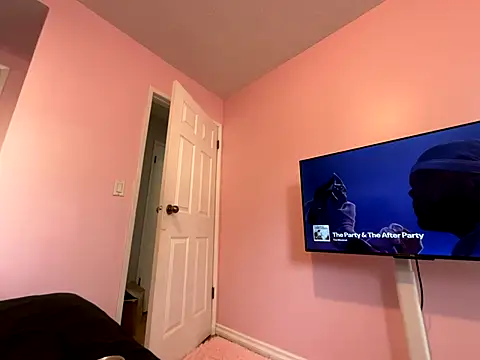 chloetease online show from 10-25-25, 10:15