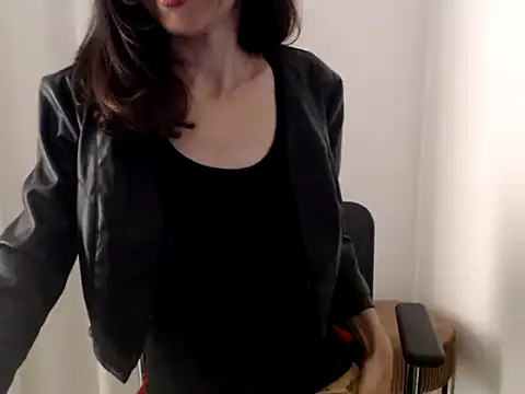 LadyJoanX online show from 05-11-26, 04:37