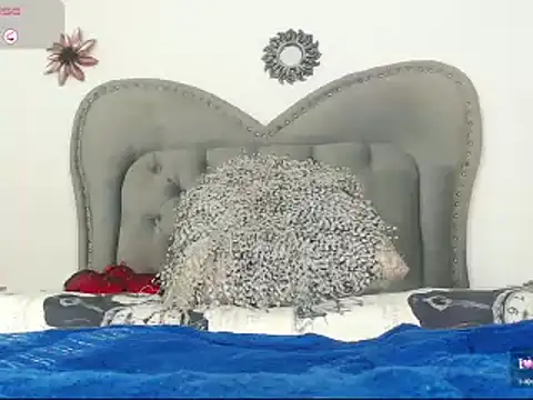 Sunshinee- online show from 01-17-25, 04:06