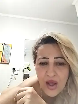 vivifernades online show from 02-19-25, 04:44