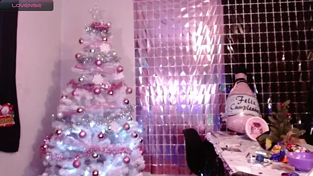 lil daisy7 online show from 12-21-24, 12:20