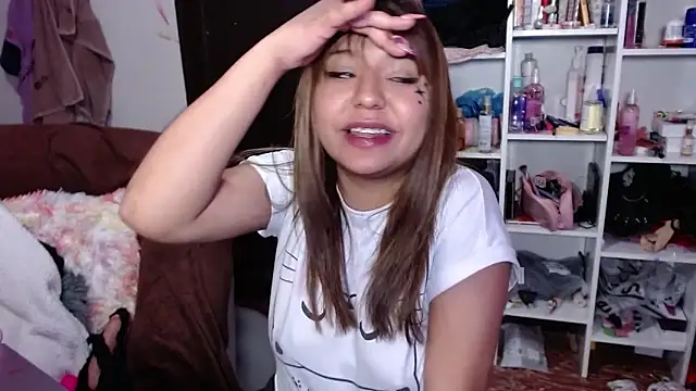 lil daisy7 online show from 02-01-25, 07:05