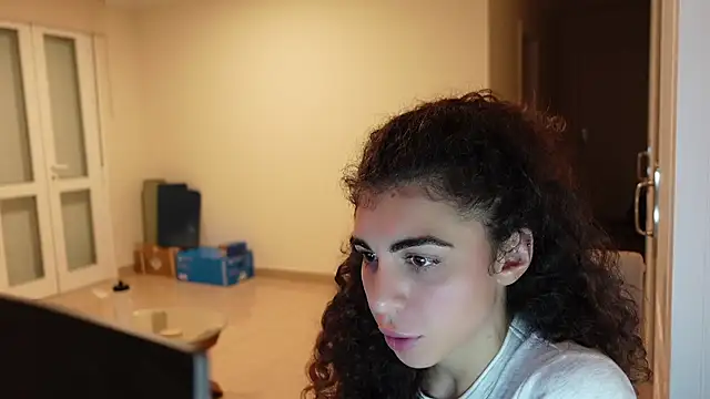 Snapshot of lady_ana_ chatting on 11-26-25, 09:05 lady ana online show from 11-26-25, 09:05