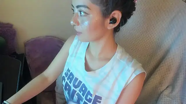 Sammysammy  online show from 11-19-25, 07:08