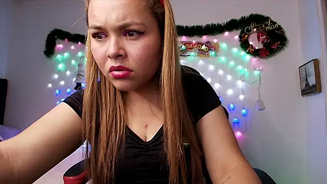 Snapshot of lili_phill chatting on 12-08-24, 03:21 lili phill online show from 12-08-24, 03:21