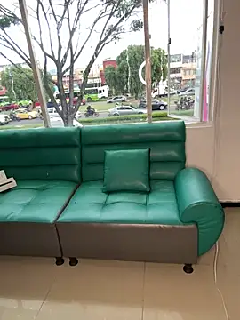 Snapshot of lili_phill chatting on 12-18-24, 10:35 lili phill online show from 12-18-24, 10:35