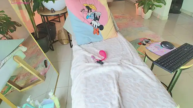 erotik lady online show from 09-18-25, 04:36