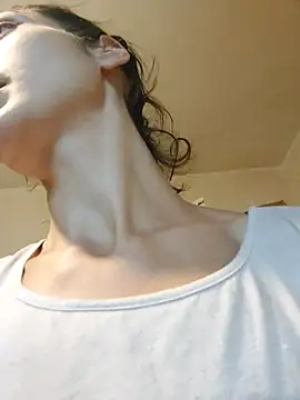 JoLeNe27 online show from 10-10-25, 06:12