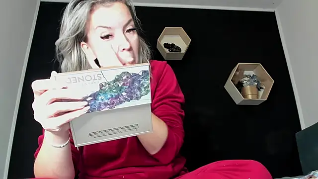 Snapshot of Alesys69 chatting on 11-01-25, 11:51 Alesys69 online show from 11-01-25, 11:51