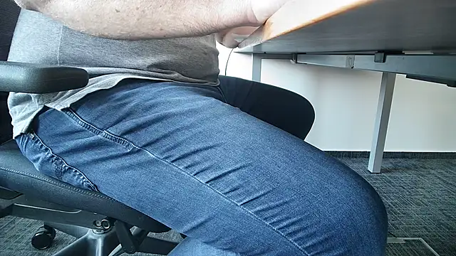 69bezfleku online show from 11-05-25, 11:10