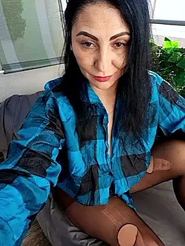 charrlote love online show from 11-02-25, 12:40