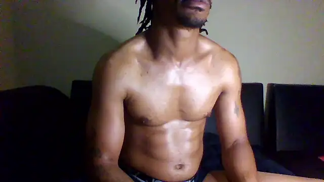 Snapshot of SoulLov333 chatting on 12-16-24, 01:10 SoulLov333 online show from 12-16-24, 01:10