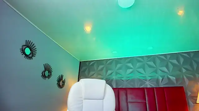 Sabrina Sabrock  online show from 01-22-25, 08:07