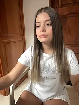 Snapshot of Miss_valeriaa chatting on 01-11-25, 03:31 Miss valeriaa online show from 01-11-25, 03:31