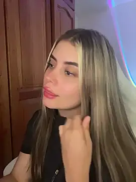 Miss valeriaa online show from 06-20-26, 03:20