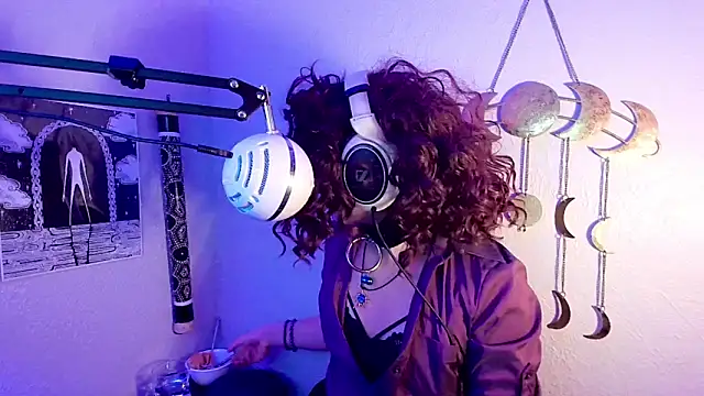 Snapshot of Azazelgains chatting on 03-15-25, 05:19 Azazelgains online show from 03-15-25, 05:19