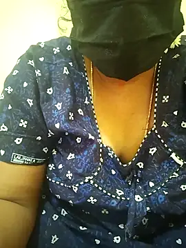 Snapshot of teddy-143 chatting on 11-16-25, 07:25 teddy-143 online show from 11-16-25, 07:25