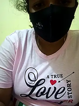 Snapshot of teddy-143 chatting on 12-17-25, 02:56 teddy-143 online show from 12-17-25, 02:56