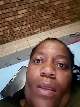 Snapshot of Galcraze chatting on 01-10-25, 03:18 Galcraze online show from 01-10-25, 03:18