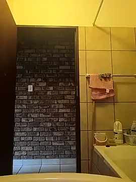 Snapshot of Galcraze chatting on 02-22-25, 01:35 Galcraze online show from 02-22-25, 01:35