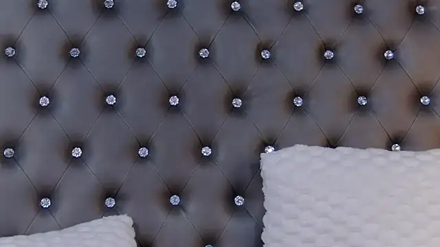 IsabelleEthan online show from 02-10-25, 12:29