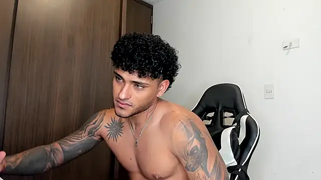 Alessandro Vanni online show from 02-02-25, 10:49