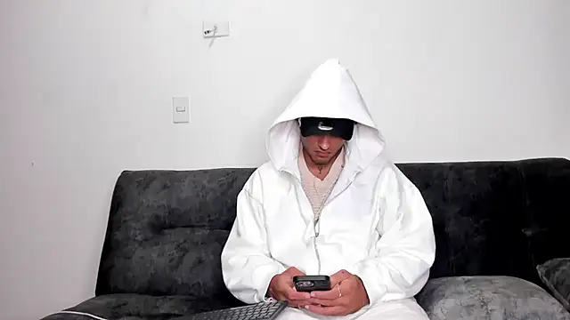 Alessandro Vanni online show from 02-22-25, 03:34