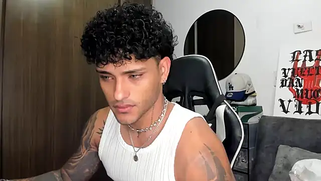 Alessandro Vanni online show from 09-11-25, 01:28