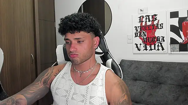 Alessandro Vanni online show from 12-15-25, 02:38