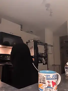 Snapshot of Canadian_BBW chatting on 12-14-25, 03:06 Canadian BBW online show from 12-14-25, 03:06