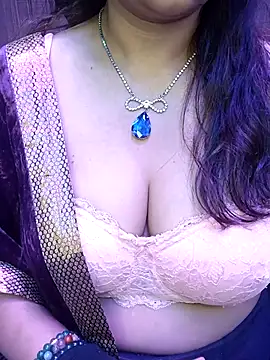 Snapshot of indian_passion chatting on 05-15-26, 07:21 indian passion online show from 05-15-26, 07:21