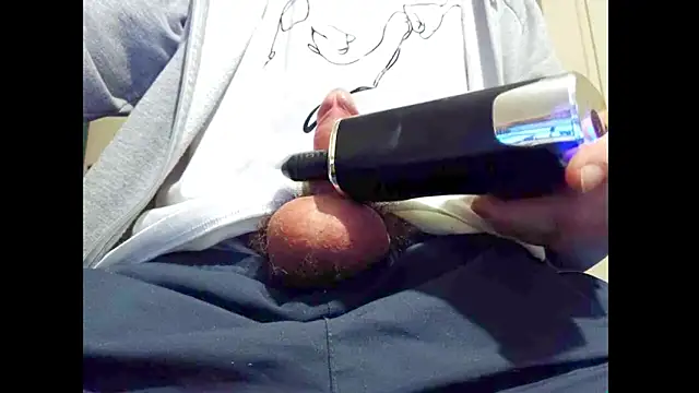 hairyuncut00 online show from 03-31-26, 12:34