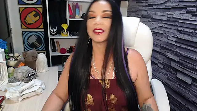 Snapshot of Cruela_deviil chatting on 05-13-26, 09:55 Cruela deviil online show from 05-13-26, 09:55