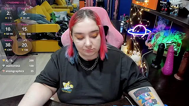 Softie Sofy online show from 03-21-25, 09:45