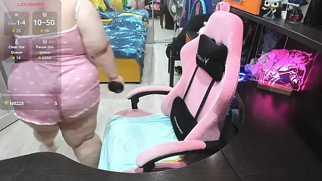 Softie Sofy online show from 10-02-25, 03:24