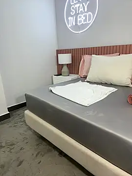 natural bigboobs online show from 03-01-25, 10:53