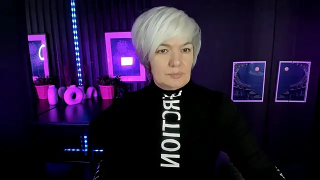 CarmenSoft online show from 11-25-25, 08:42