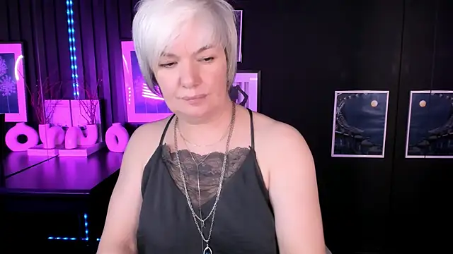 CarmenSoft online show from 05-19-26, 01:56